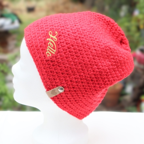 Mütze gehäkelt mit Applikation rot Beanie Häkelmütze Geschenk