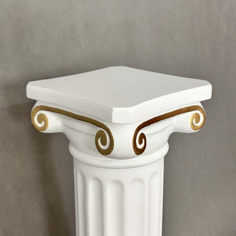 Eine schöne griechische Säule. 63 cm.