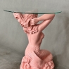 Wunderschöner Tisch, sitzende Meerjungfrau. 56 cm.