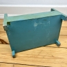 vintage Puppenbett aus Holz, handgemacht Unikat, grünblau, Maileg