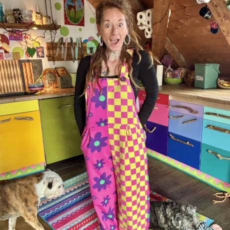 Latzhose aus French Terry Größe 38-42