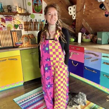 Latzhose aus French Terry Größe 38-42