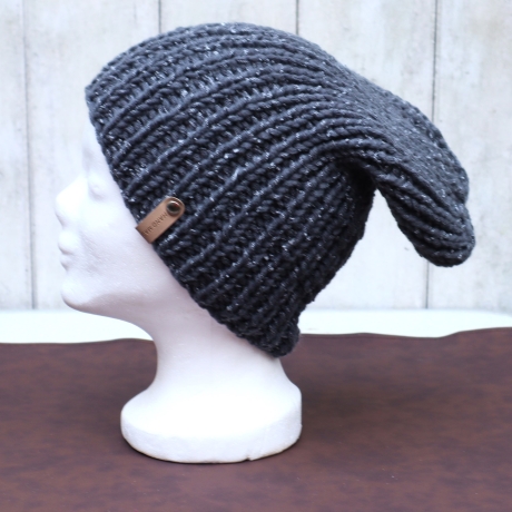 Mütze gestrickt dunkelgrau Hut Beanie Strickmode Strickmütze 