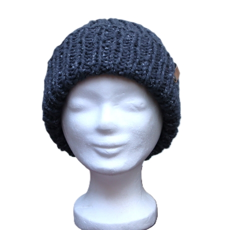 Mütze gestrickt dunkelgrau Hut Beanie Strickmode Strickmütze 