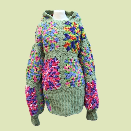 Pullover gehäkelt mit Kapuze Sweater Tunika Granny Muster weich