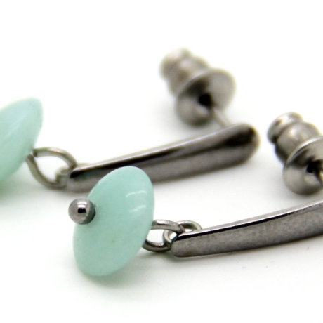 Amazonit-Edelstahlohrstecker in Mint mit eingehängtem Element