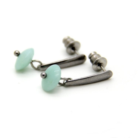 Amazonit-Edelstahlohrstecker in Mint mit eingehängtem Element
