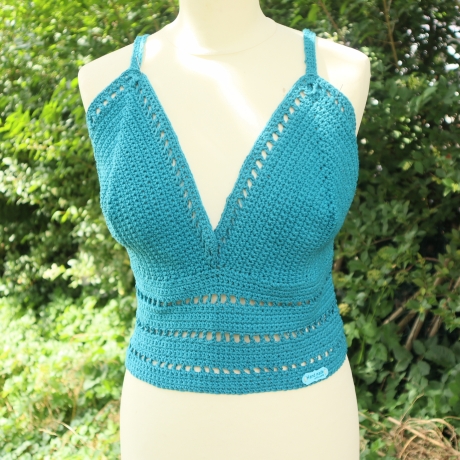 Top gehäkelt Häkeltop Oberteil Bustier Damenmode Handarbeit 