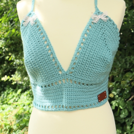 Top gehäkelt Häkeltop Oberteil Bustier Damenmode Handarbeit 