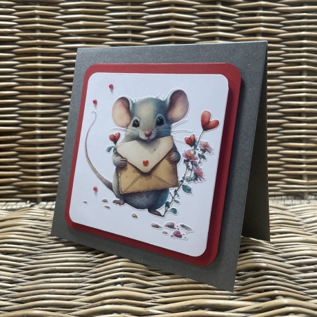 Quadratische Karte Valentinstag - Geburtstag - verliebte Maus 