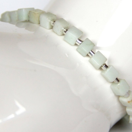 Amazonit-Würfel-Armband in Zartgrün (elastisch), Silber-Elemente
