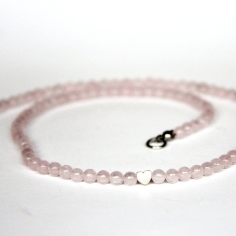 Rosenquarz-Kugel-Halskette in Rosa mit kleinem Echtsilber-Herz