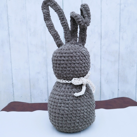 Hase Osterdeko gehäkelt Wohndeko Türstopper Osterhase braun