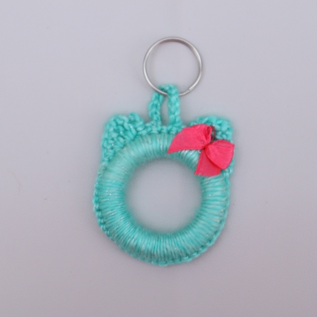 Schlüsselanhänger Katze Taschenbaumler Katzenkopf Handarbeit bunt