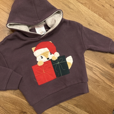 Hoodie mit Weihnachtsfuchs