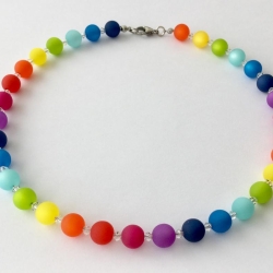 Kette mit Polarisperlen in  Regenbogenfarben