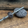 Handgefertigte Tierhaarperle mit Armband aus Edelsteinperlen