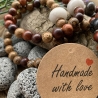 Handgefertigte Tierhaarperle mit Armband aus Naturholzperlen