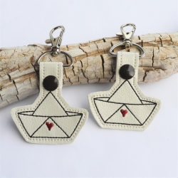 ITH Stickdatei Schlüsselanhänger Schiffchen ITH Stickdatei Schlüsselanhänger Schiffchen