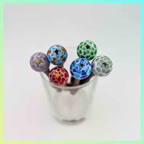 Kugelschreiber mit Artischocken-Perle