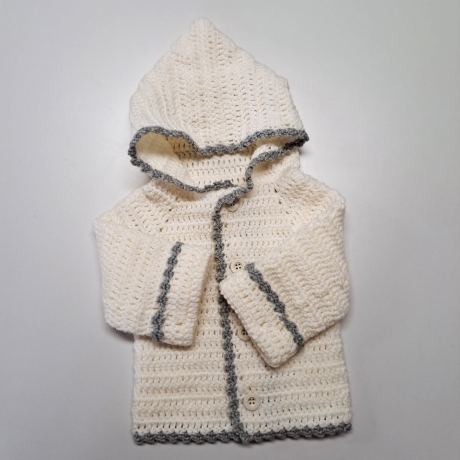 Baby Jacke mit Kapuze gehäkelt weiß Babyjacke 0-3 Monate