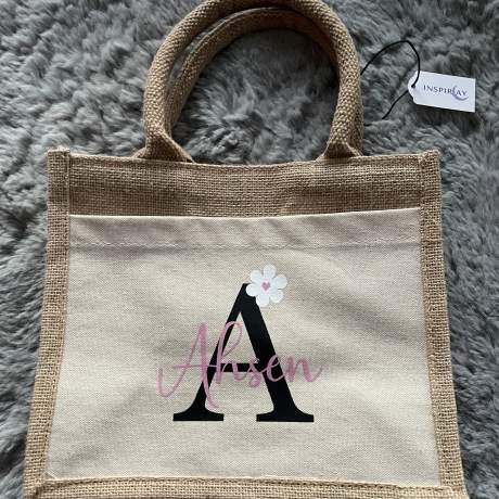 Jutetasche mit Namen und Blümchen