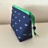 Kosmetiktasche dunkelblau grün kleine Blüten
