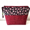Kosmetiktasche weinrot mit Rosenmuster