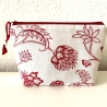 Kosmetiktasche Leinen weiß mit weinroten Blumenmuster