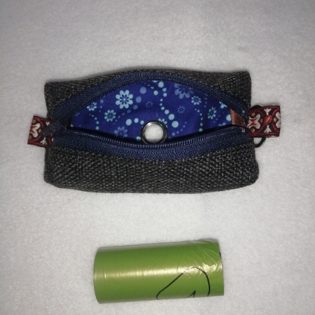 Hundekotbeutel Tasche grau blau Blumen inklusive Kotbeutel 
