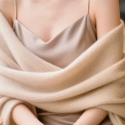 Damen-Herren-Kaschmir-Schal, 70x200 cm, beige / Fransen