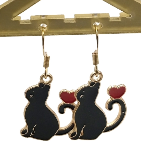 Katzen mit Herz Ohrringe schwarze Emaille Edelstahl Ohrhänger