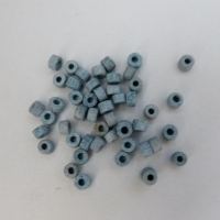 50 Keramikperlen, Walze, blaugrau matt, 7 x 4 mm, Zylinder