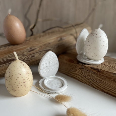 Handgemachte Keramik - getöpferte Kerzenständer mit Ostereikerze