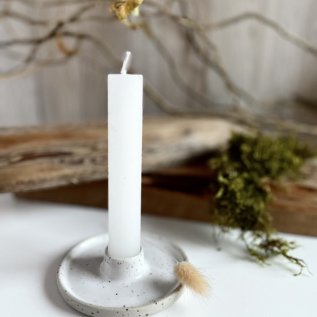 Handgemachte Keramik - getöpferter Kerzenständer mit weißer Kerze