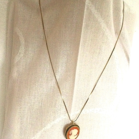 Vintage Halskette Cameé aus den 70er Jahren zeitlos schön