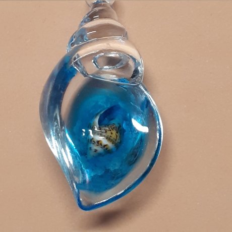 Kette mit Muschel-Anhänger in Blau Muschelkette Perlenkette 46 cm