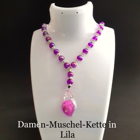 Kette mit Muschel-Anhänger in Lila Muschelkette Perlenkette 50 cm