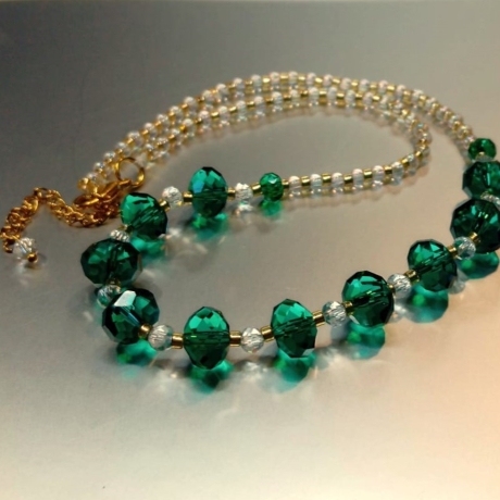 Kette Halskette Smaragd-Grüne Perlen Damenkette Schmuck Glasperle