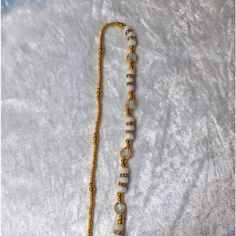 Kette mit Weinlaub-Anhänger Gold-Weiß Perlenkette Mittellang Dame