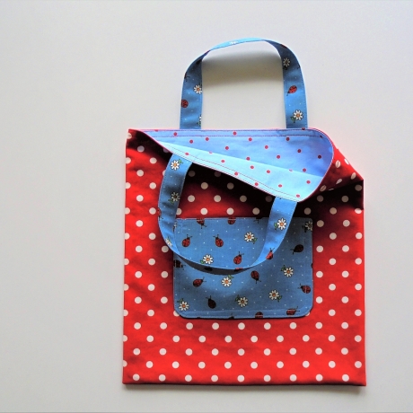 Kindertasche Stoffbeutel gefüttert 24x26 rot mit Außentasche