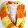 Kinderschlauchschal Orange-Gelb handgestrickt von Hobbyhaus