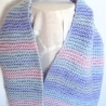 Kinderschlauchschal Carrie Pastelltöne handgestrickt