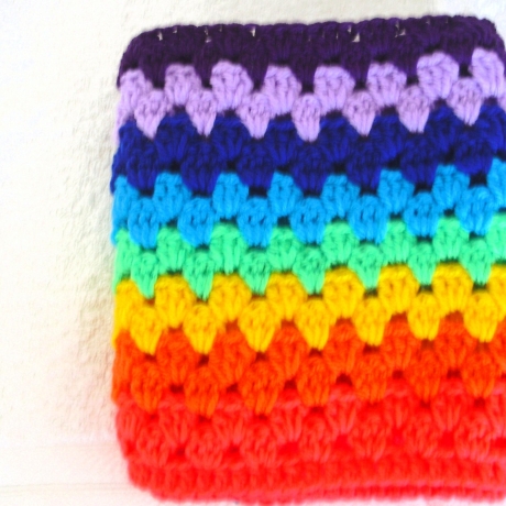 Kinderschlauchschal Loopschal REGENBOGEN handgehäkelt