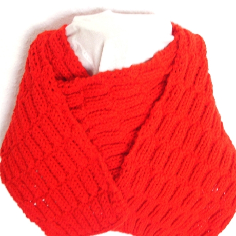 Kinderschal in ROT für Mädchen und Jungen handgestrickt