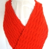 Kinderschal in ROT für Mädchen und Jungen handgestrickt