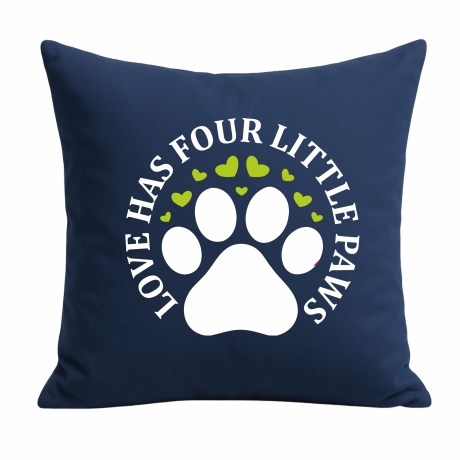 Kissen 40x40 cm bedruckt mit LOVE HAS FOUR LITTLE PAWS