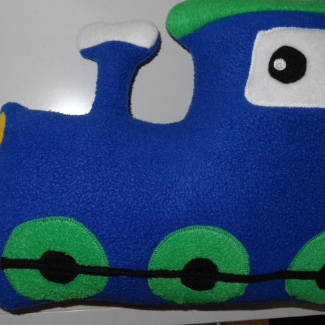 Süße Lokomotive als Kissen – für Kinder & Zug-Fans
