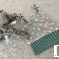 Babymütze Knotenmütze Sterne beige 3-6 Monate