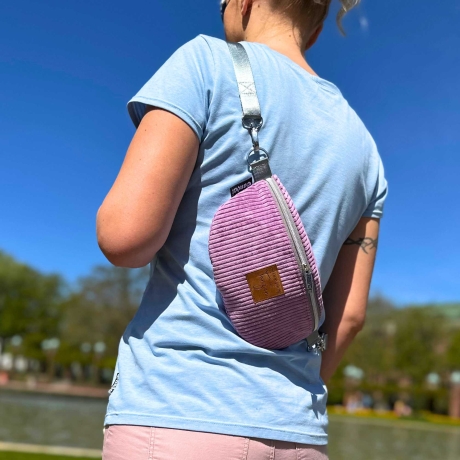 UNIKAT / Crossbag/ HipBag /Crossbody /Bauchtasche /Feiertasche